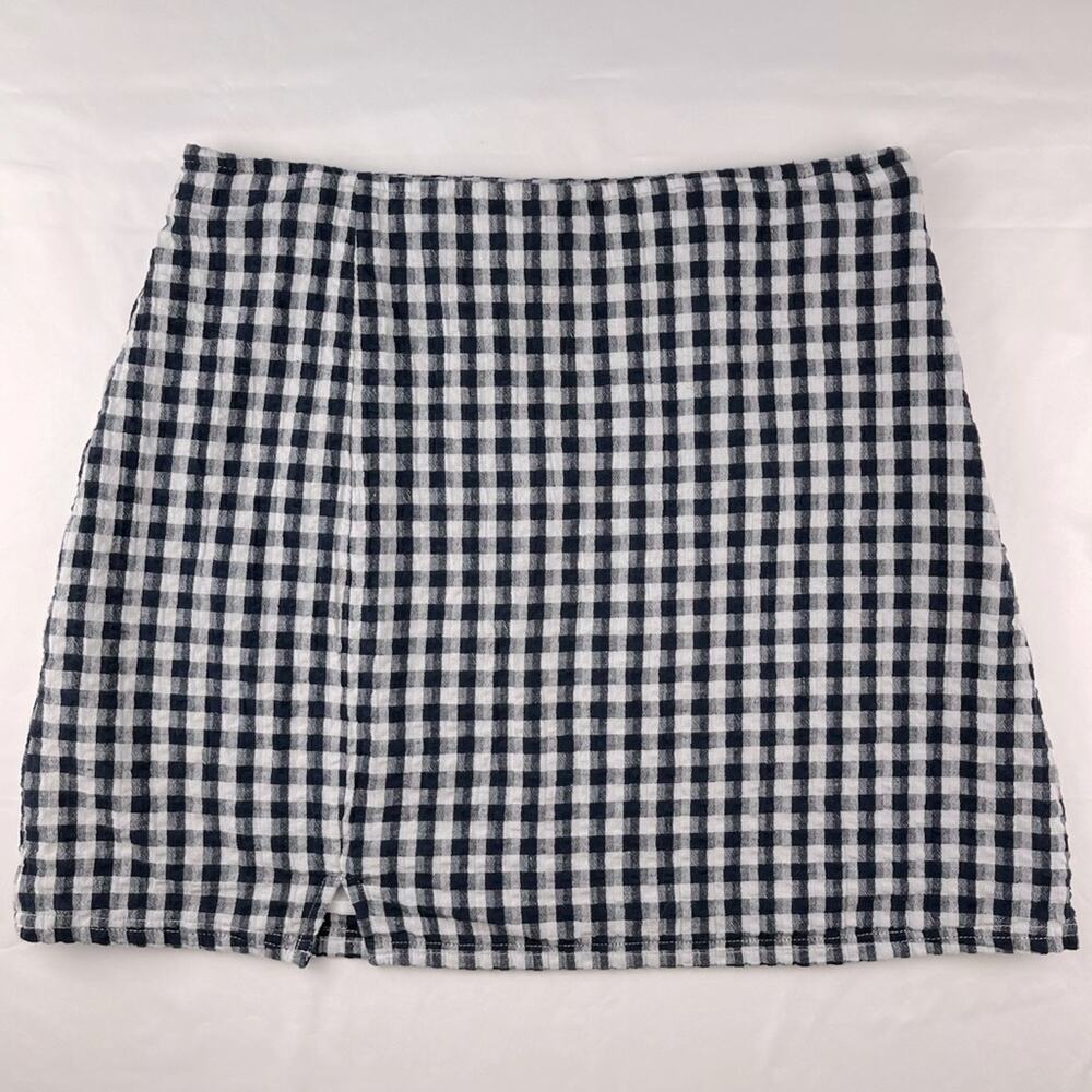 American Eagle Gingham Notched Mini Skirt Size M